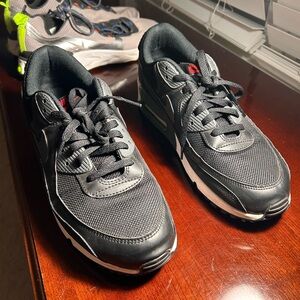 2 Nike Men's Sneakers size 12.5 selling together Air Max and React element 55